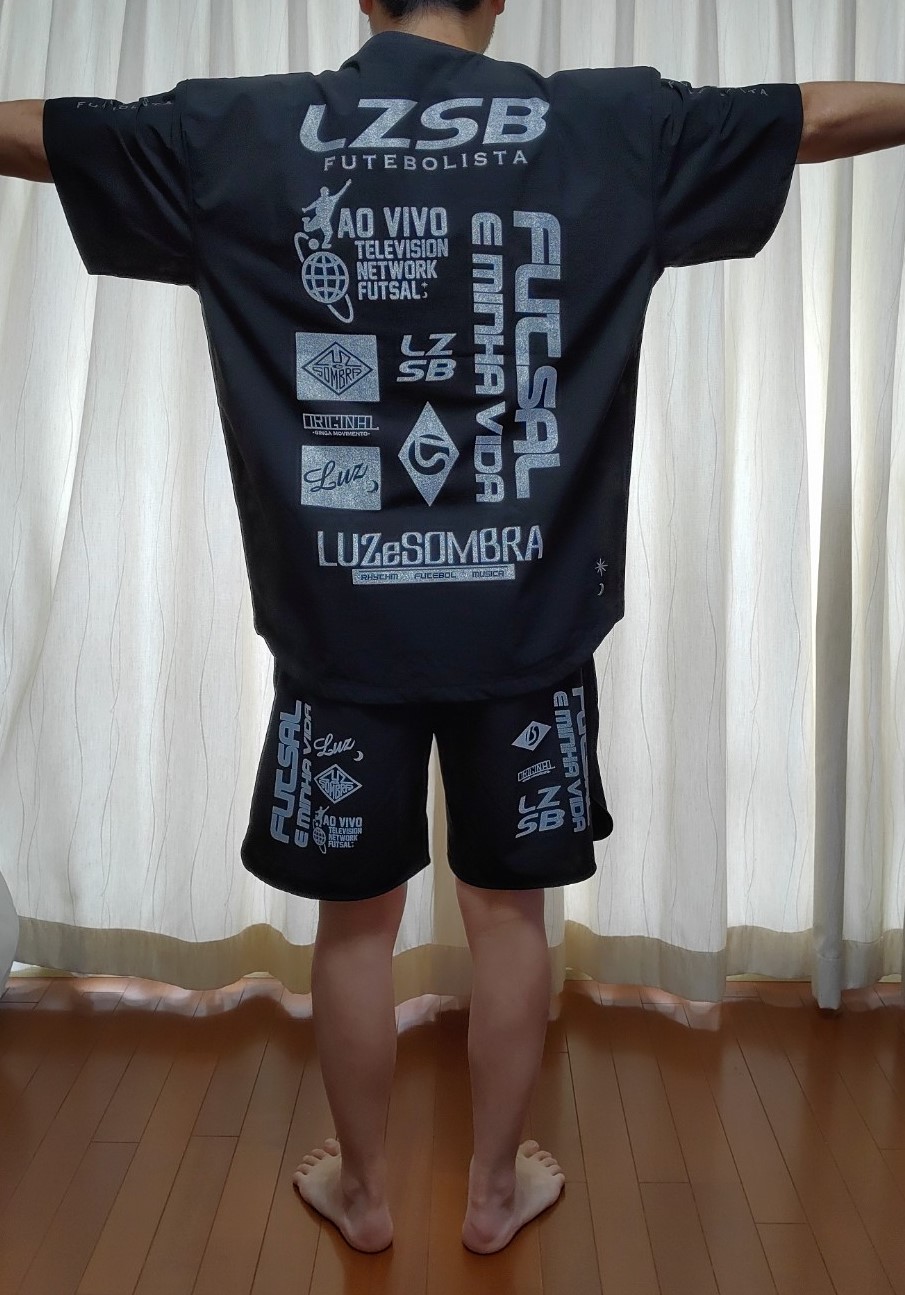 ルースイソンブラ LUZeSOMBRA 1D TROLL PISTE シャツハーフパンツ着画